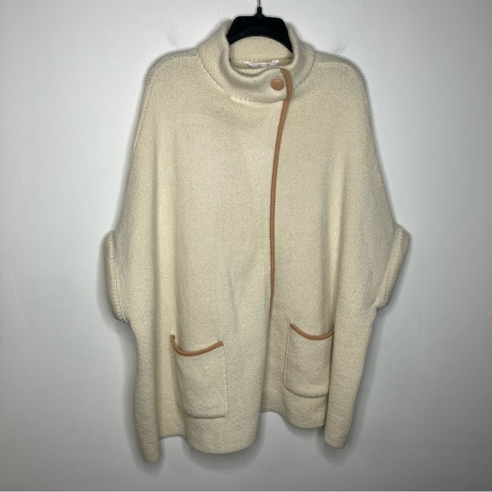 LC Lauren Conrad Middleton riding cape ivory tan OSFM - Picture 3 of 6